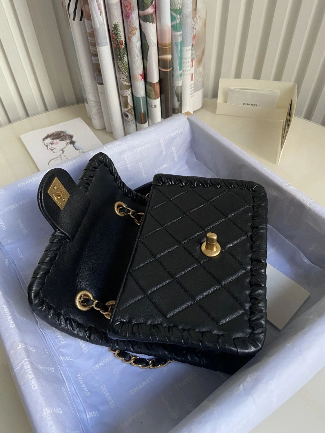 MOMO- AS2495 sheephide item : B-B307M2812