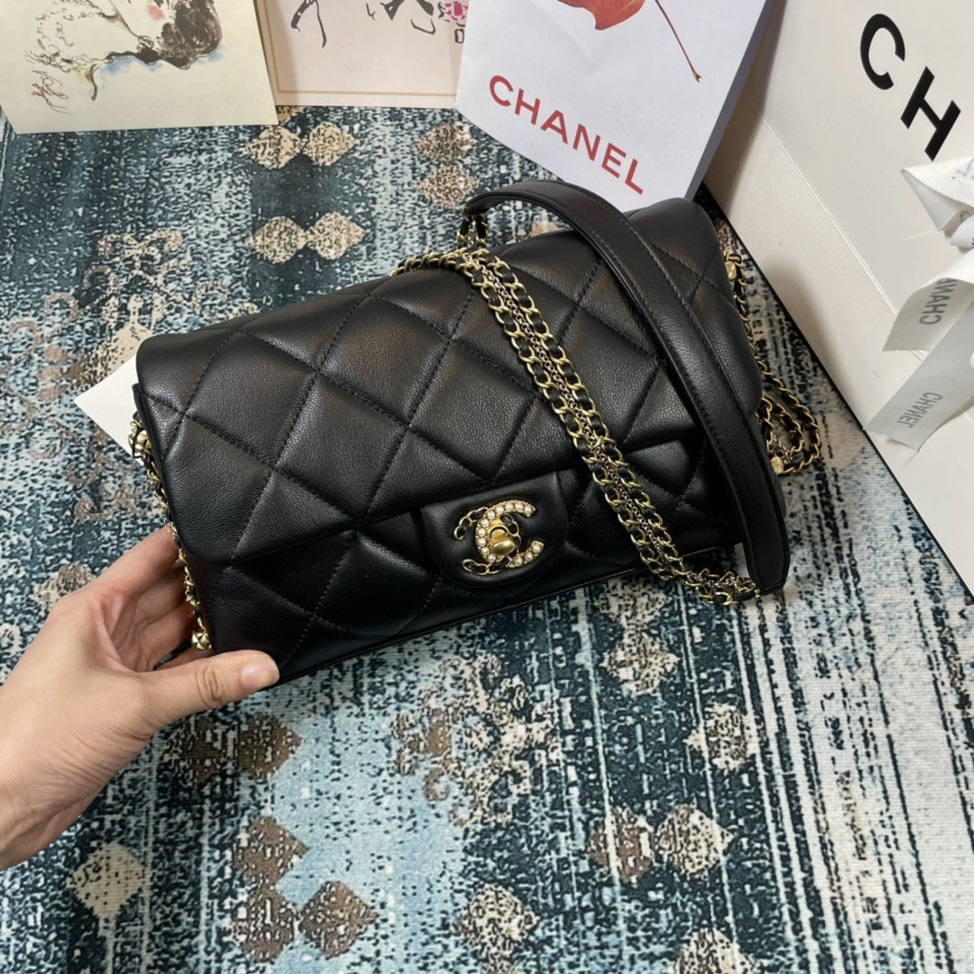 MOMO- AS2563 sheephide item : B-B307M1627