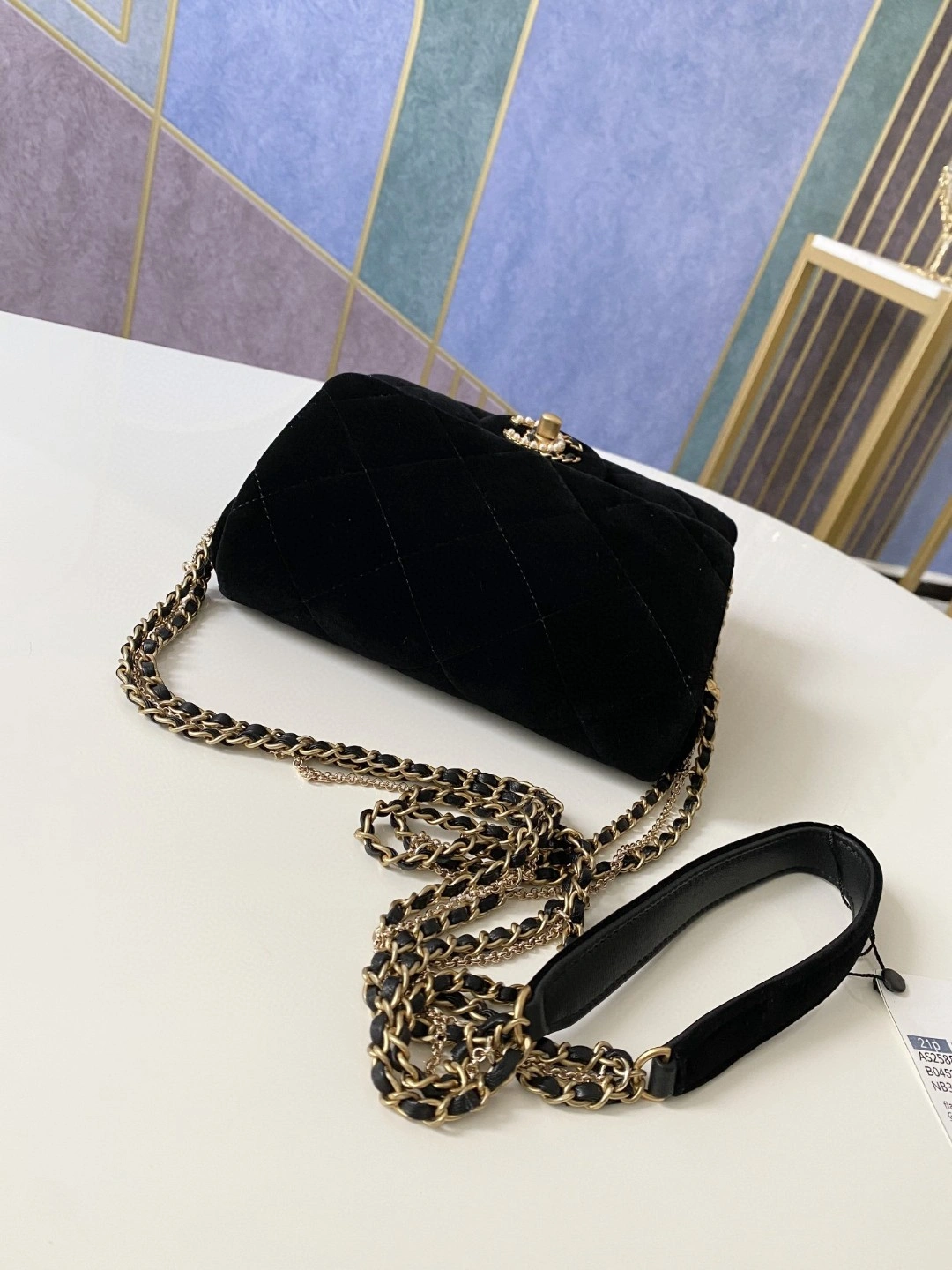 MOMO- AS2588 item : B-B00M1817
