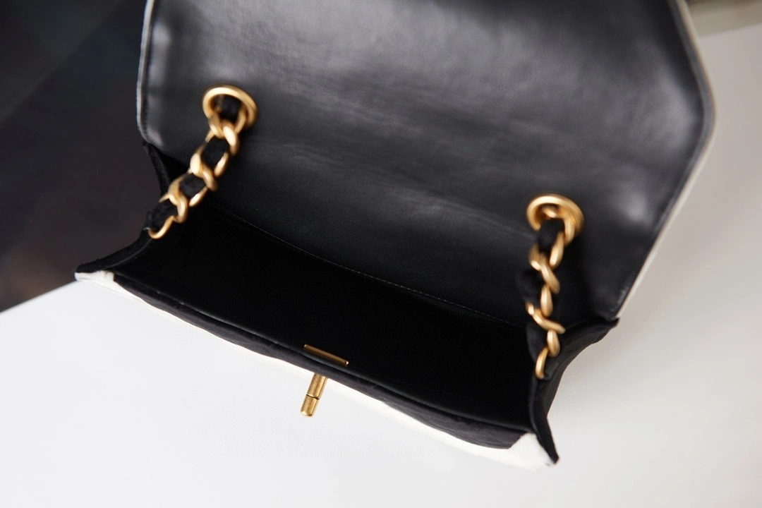 MOMO- AS2597 21k item : B-B00M1738