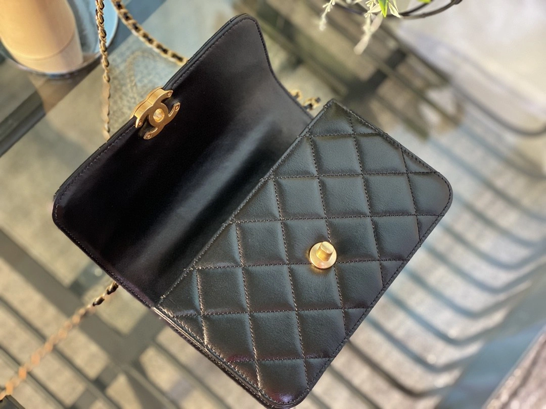 MOMO- AS2615 Calfskin item : B-B221M1938