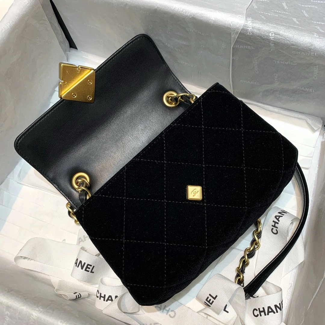 MOMO- AS2633 item : B-B321M1926