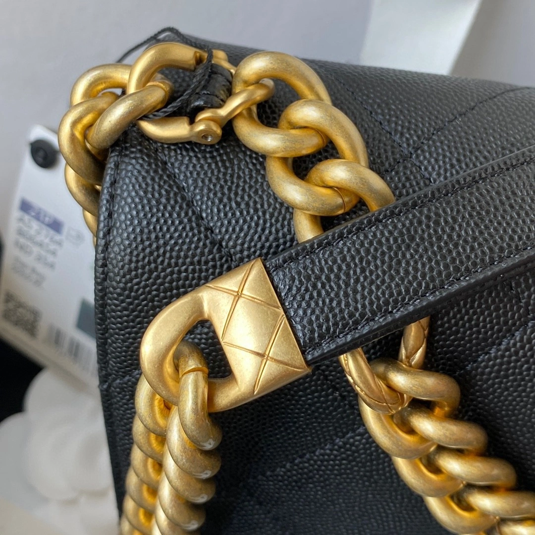 MOMO- AS2764 cowhide item : B-B370M2039