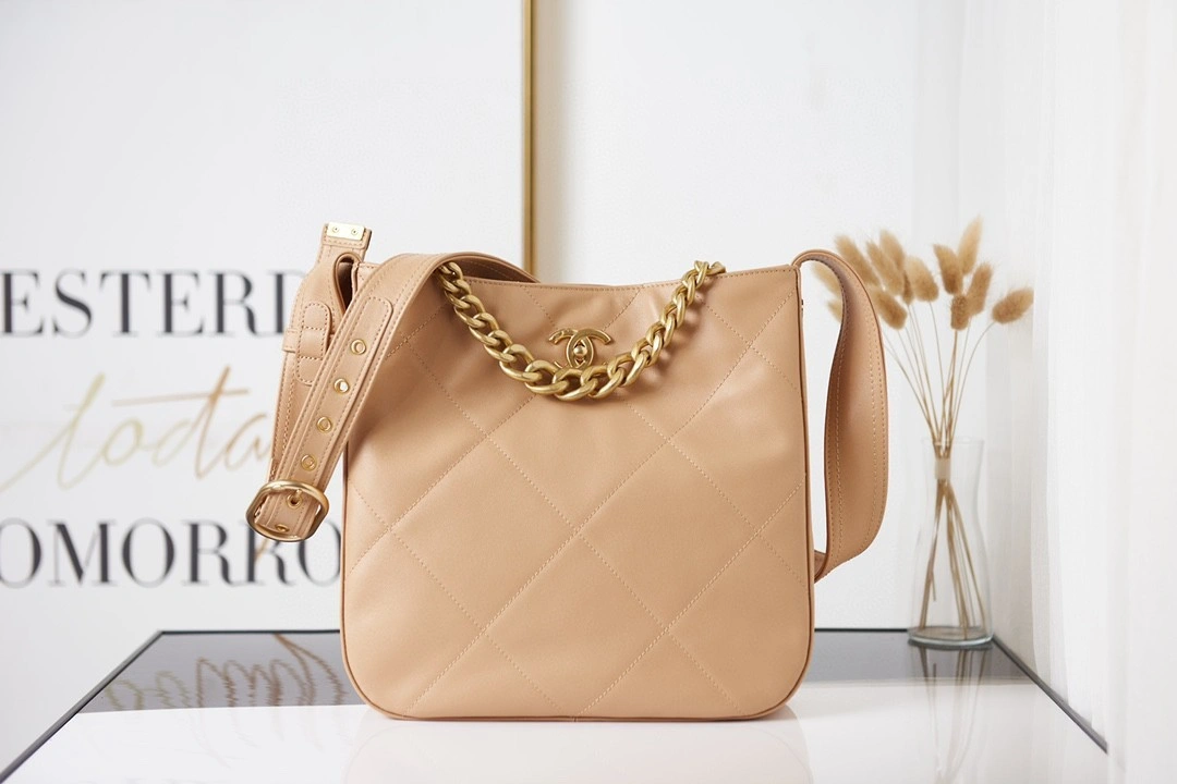 MOMO- AS2844 Calfskin 21k item : B-B00M1734