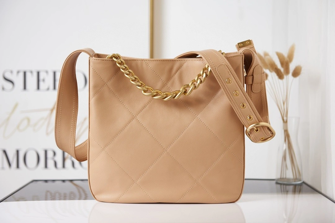 MOMO- AS2844 Calfskin 21k item : B-B00M1734