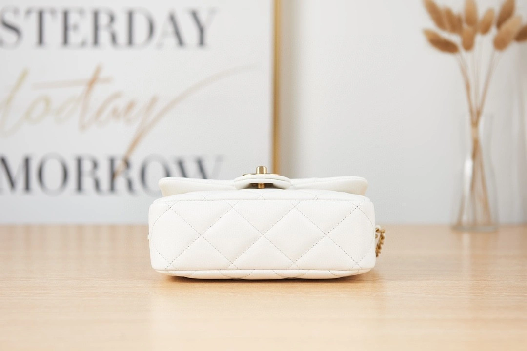 MOMO- AS2855 sheephide item : B-B307M1649