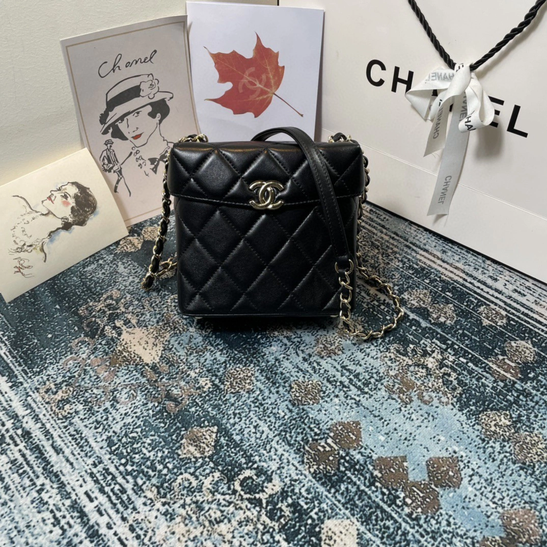 MOMO- AS2877 mini flap item : B-B00M1714