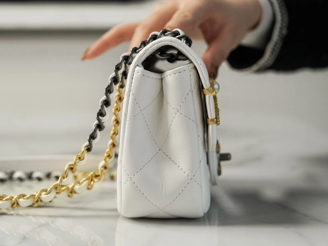 MOMO- AS2978 Lambskin item : B-B221M1721