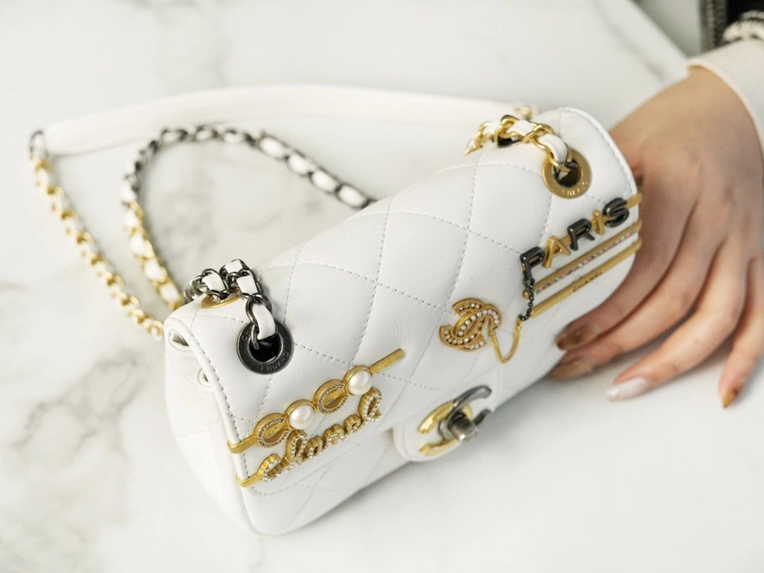 MOMO- AS2978 Lambskin item : B-B221M1721
