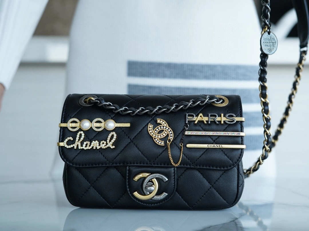 MOMO- AS2978 Lambskin item : B-B221M1724