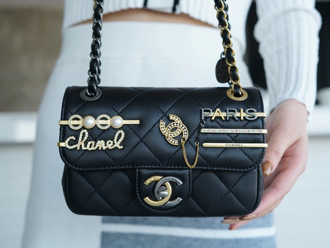 MOMO- AS2978 Lambskin item : B-B221M1724