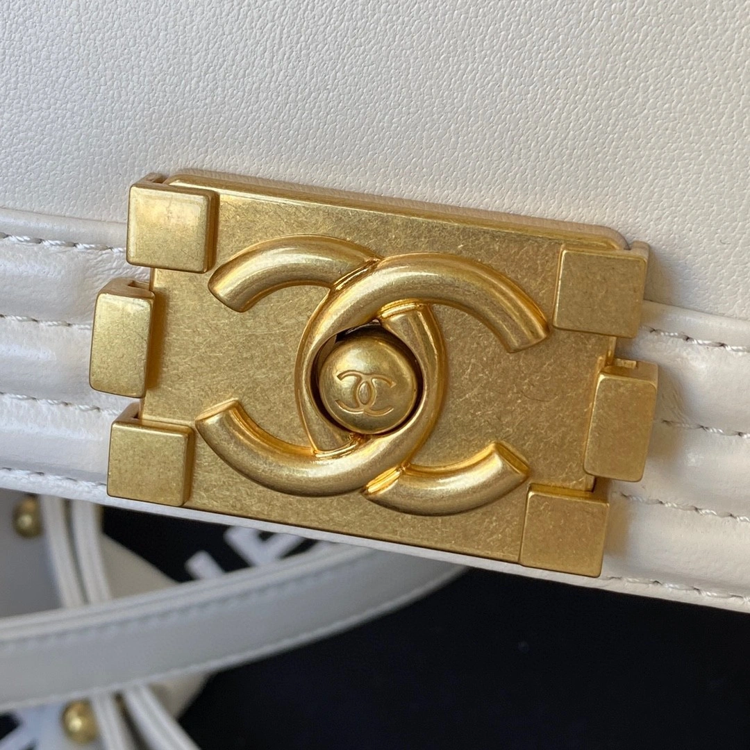 MOMO- AS3018 Calfskin item : B-B00M1723