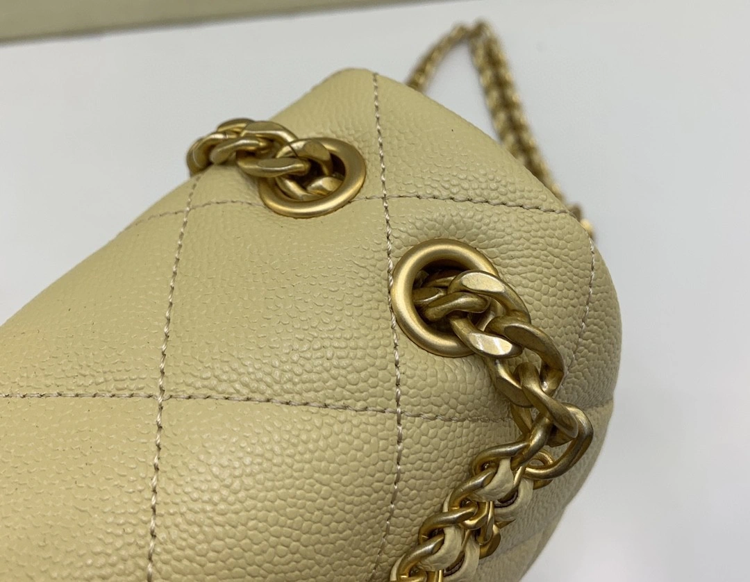 MOMO- AS3108-B07628-NG754 Calfskin item : B-B063D1021