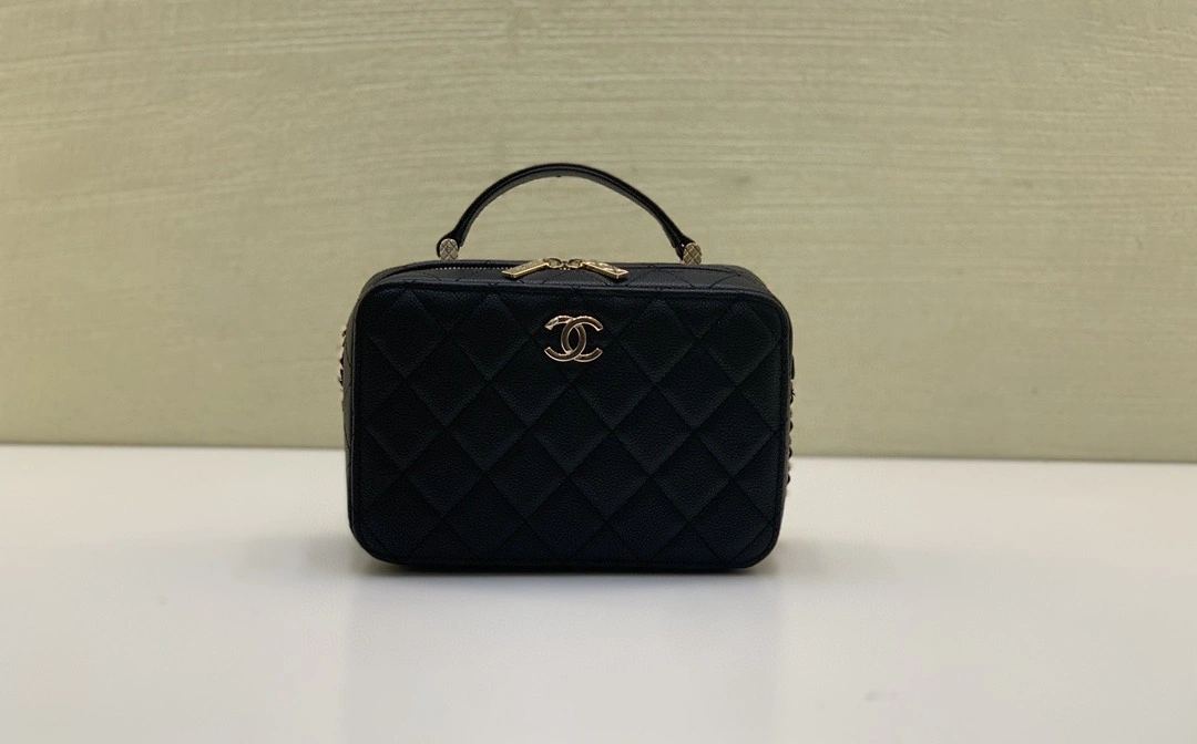 MOMO- AS3168-B07894-94305 cowhide item : B-B063D2925