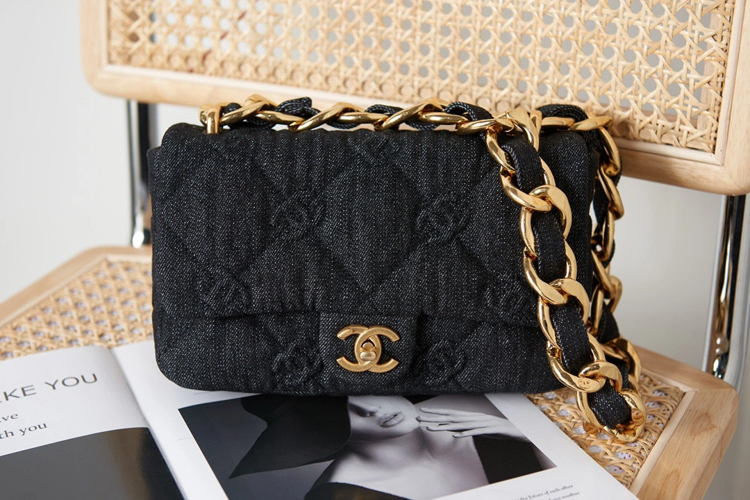 MOMO- AS3216-B08077-94305 22s item：B-B000E2140C