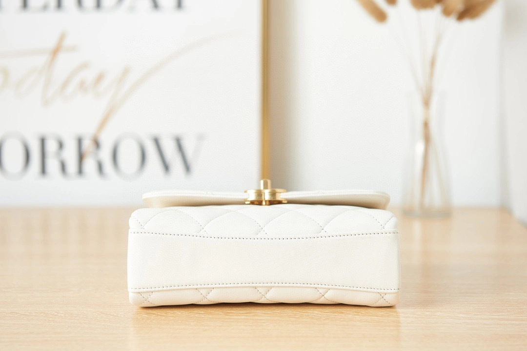 MOMO- AS3240B0801210601 22 item：B-B000E2133C