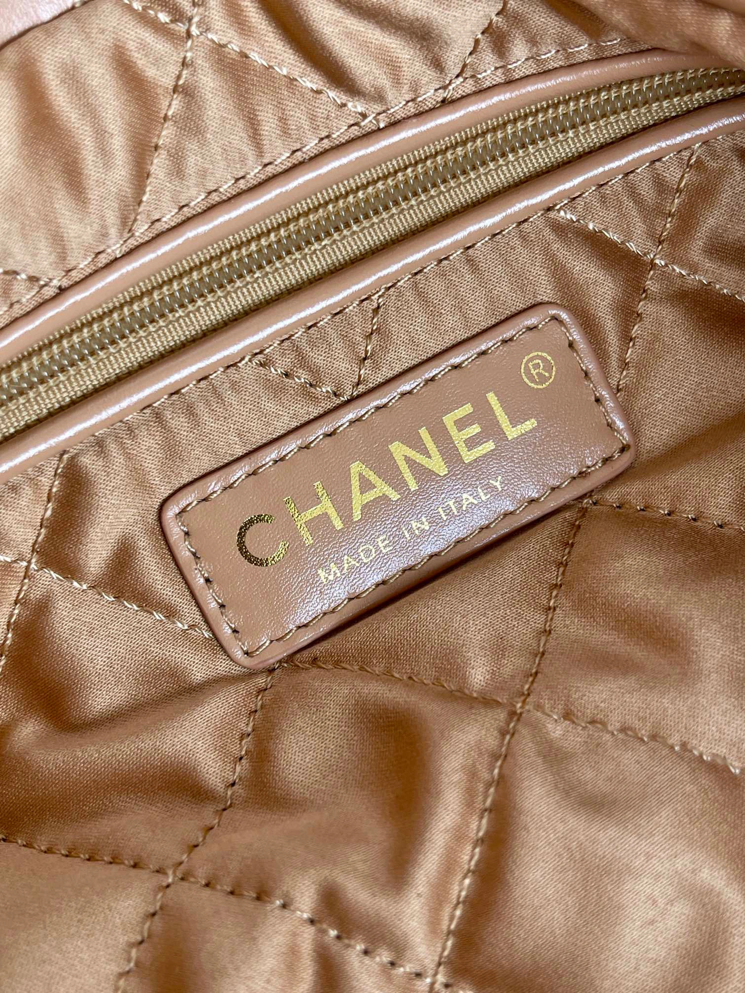 MOMO- AS3261-B08037-NB356 22 BAG calfskin item：B-B000F2918C