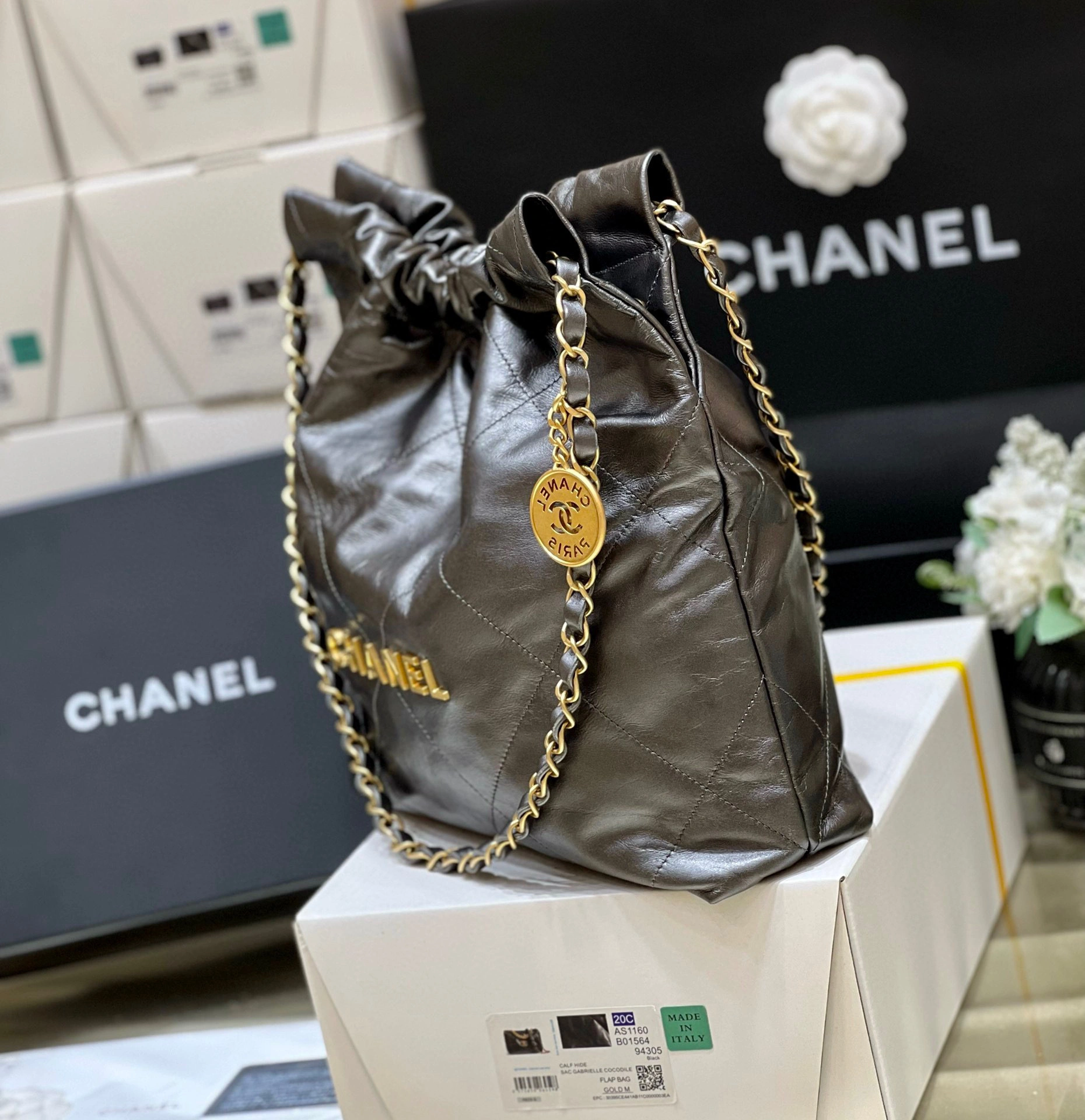 MOMO- AS3261 B08553 NJ058 22bag calfskin item：B-B000F2933C