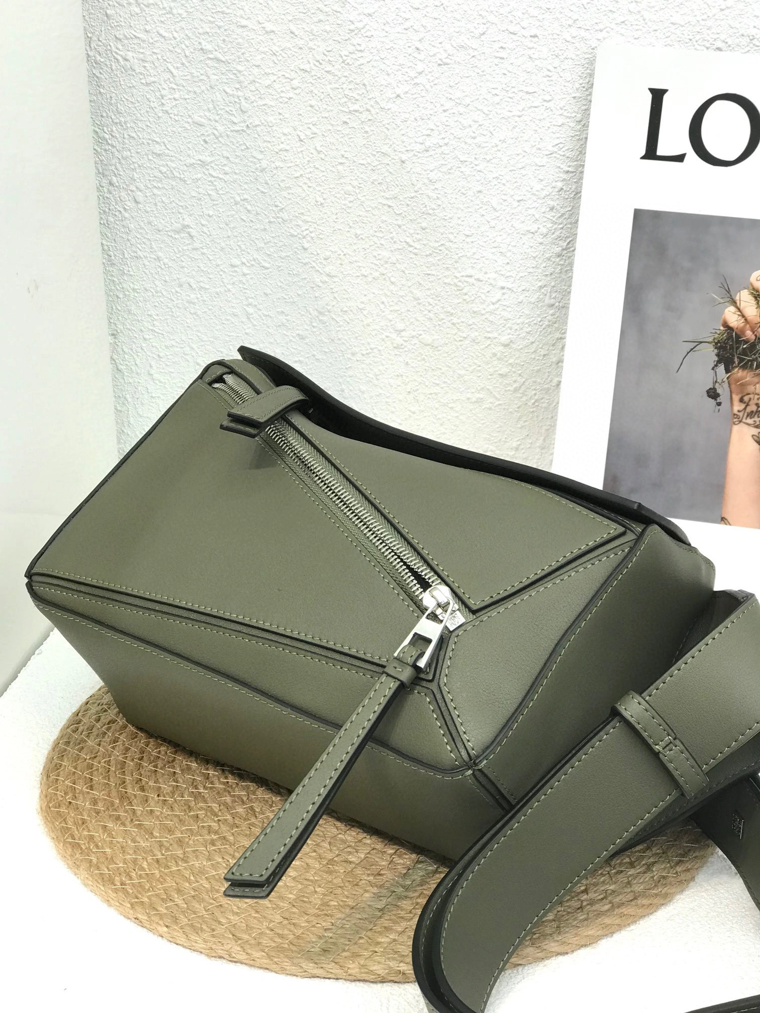 &MOMO- B510P35X09-4160 puzzle calfskin item：B-B063F2328C