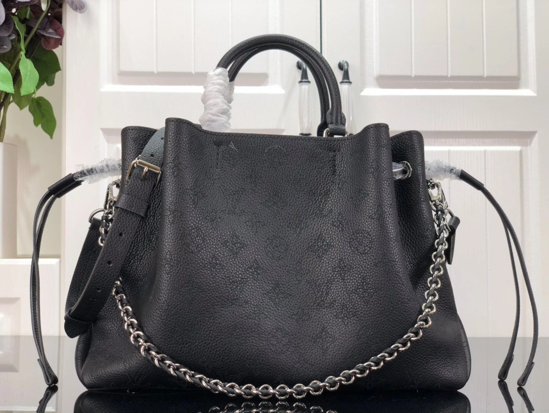 MOMO- Bella Tote 59200 item:B-B063J1306