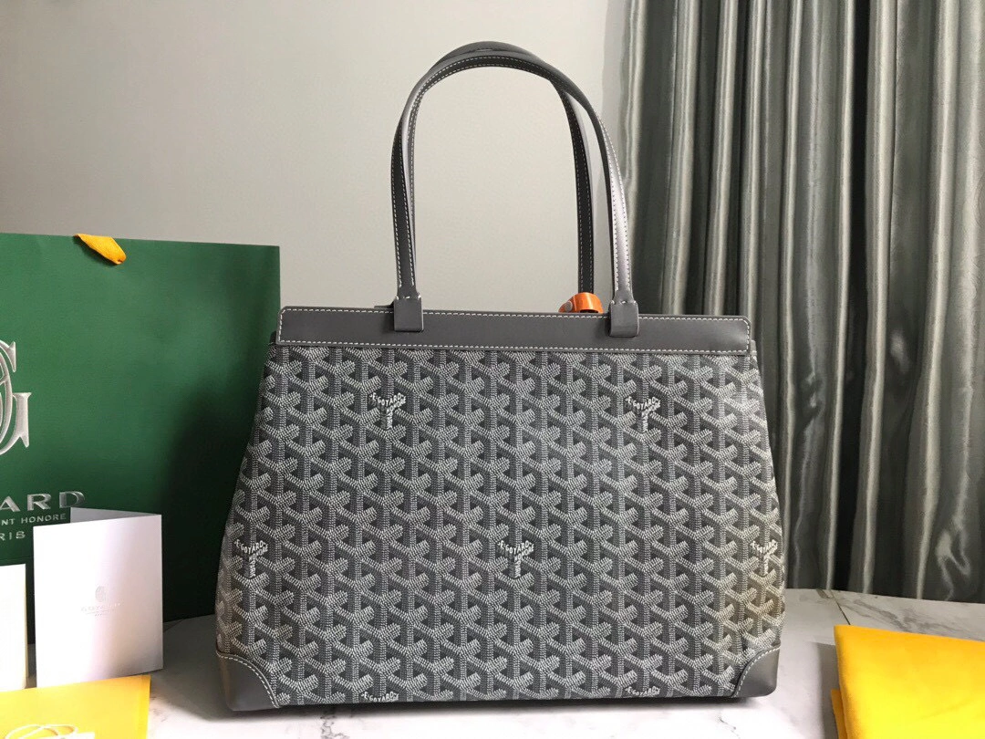 MOMO- Bellechasse Biaude item : B-B063E54297T