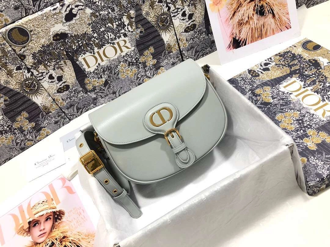 MOMO- Bobby cowhide M9319 3 colour item :063B00E1944-3