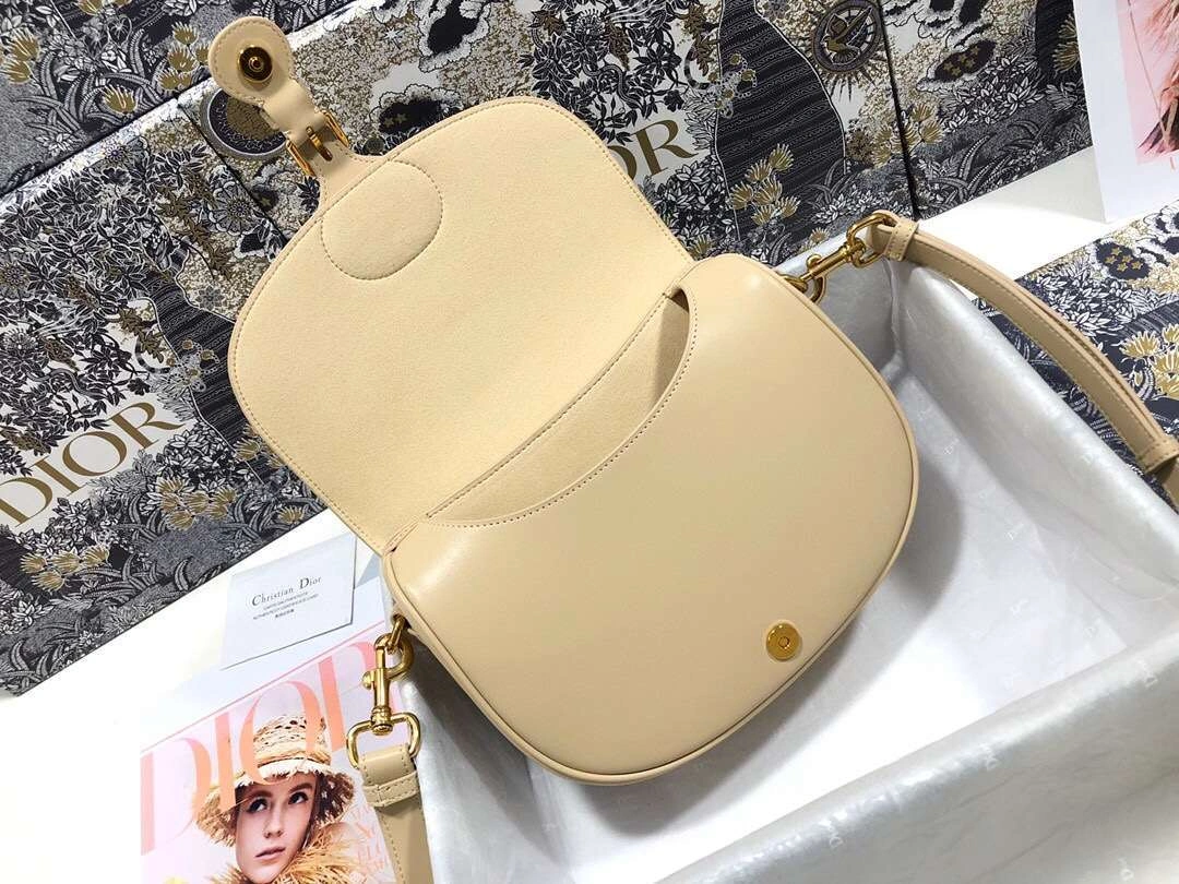 MOMO- Bobby cowhide M9319 3 colour item :063B00E1944-3