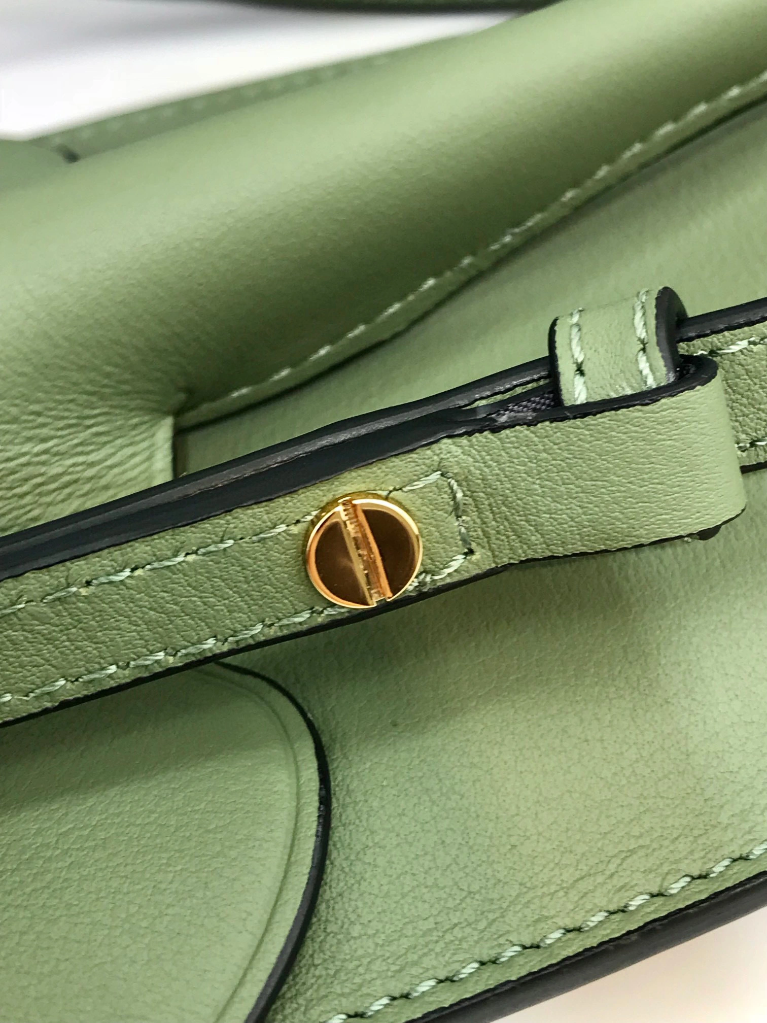 MOMO- C623B02X03-3949 calfskin item：B-B063F2334C