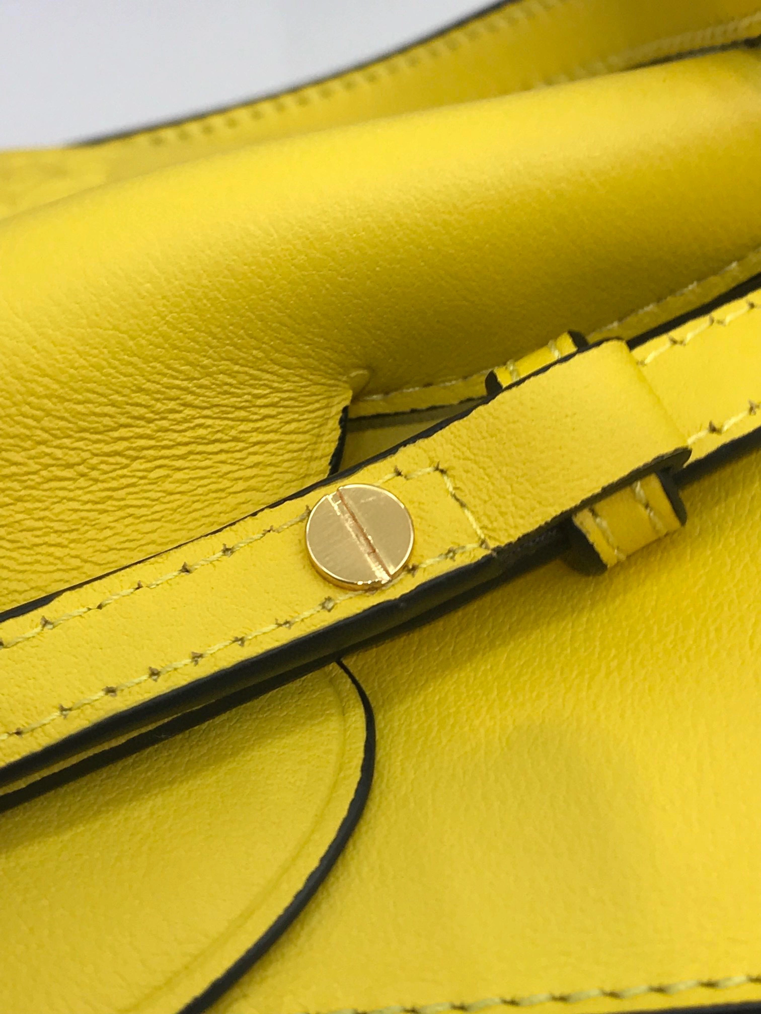 MOMO- C623B02X03-8100 calfskin item：B-B063F2333C