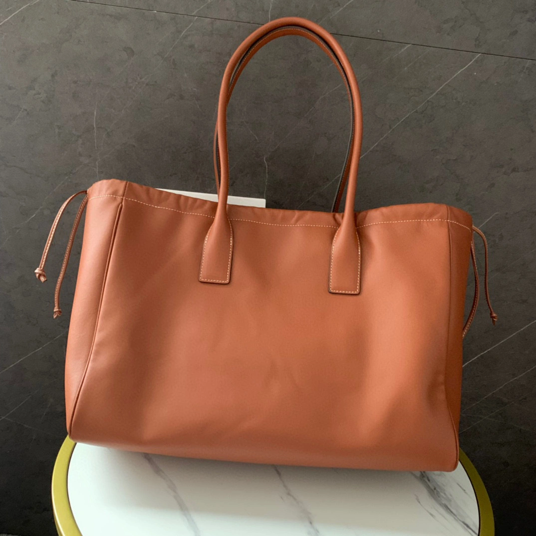 MOMO- CABAS TRIOMPHE cowhide item：B-B063G0405C