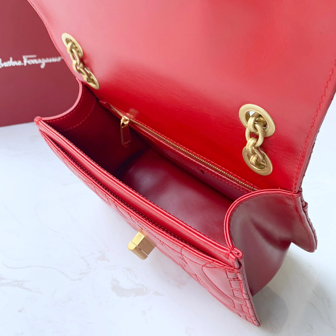 MOMO--CALF SKIN Gancini high quality version item : 007B00K2426
