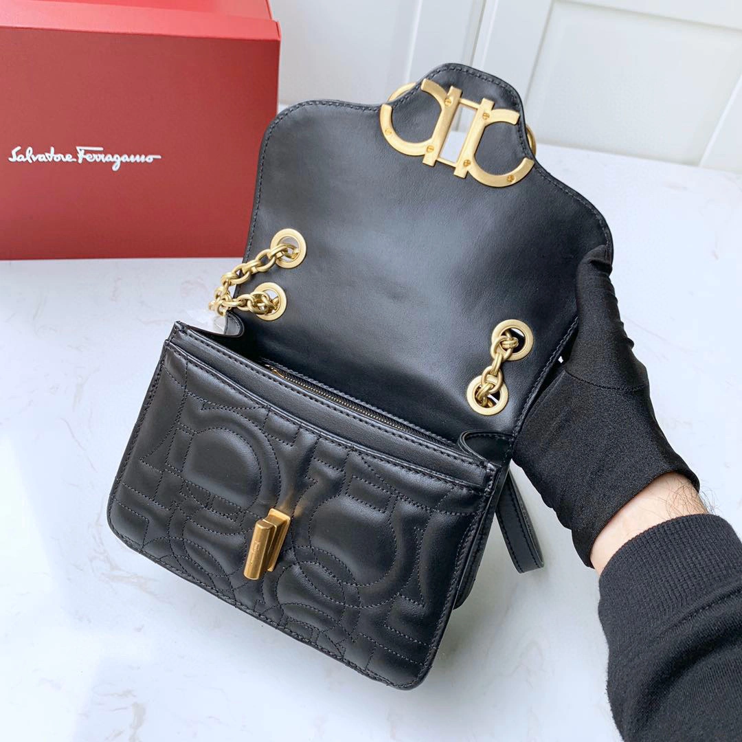 MOMO--CALF SKIN Gancini high quality version item : 007B00K2428