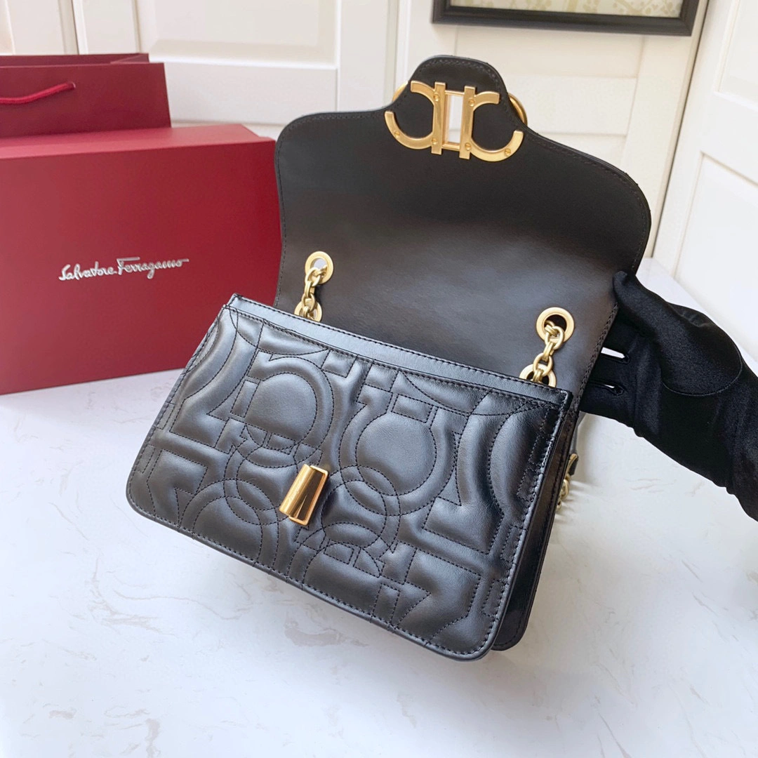 MOMO--CALF SKIN Gancini high quality version item : 007B00K2428