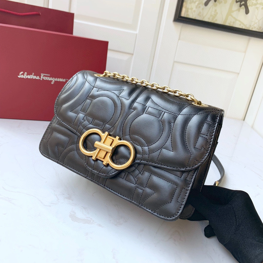 MOMO--CALF SKIN Gancini high quality version item : 007B00K2428
