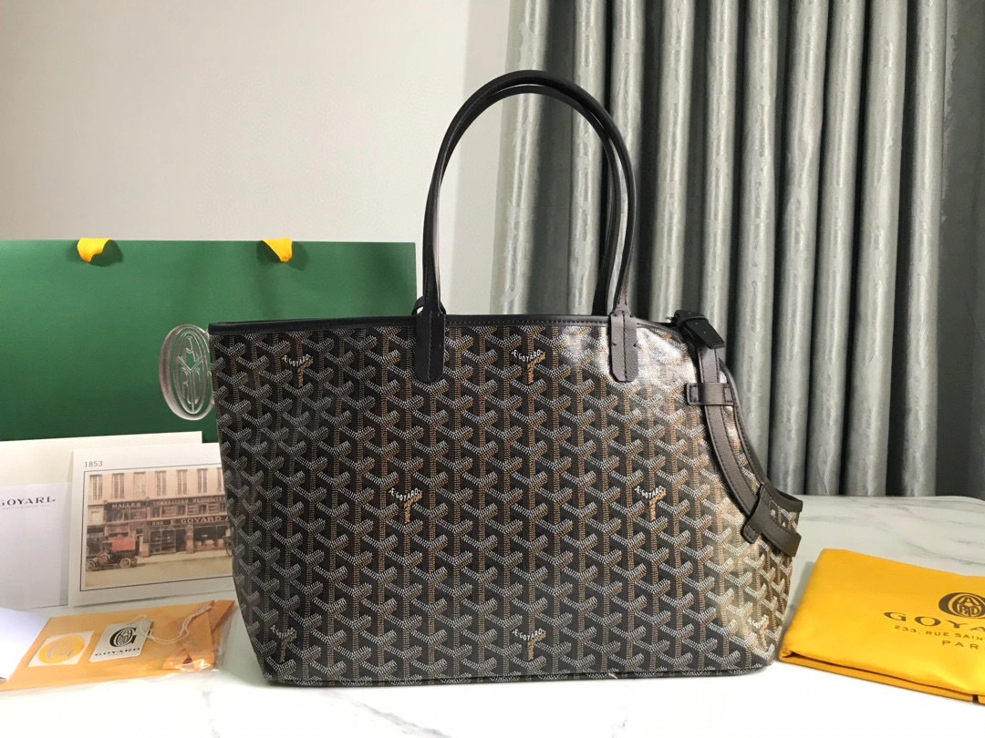 MOMO- CHIENGPMLTY-01CL01P Chien Gris & Pocket calfskin item：B-B063G1209C