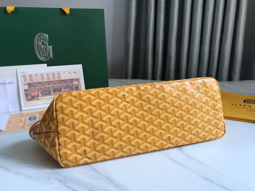 MOMO- CHIENGPMLTY-08CL08P Chien Gris & Pocket calfskin item：B-B063G1208C