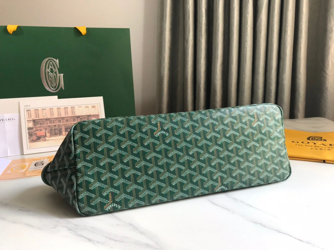 MOMO- CHIENGPMLTY-09CL09P Chien Gris & Pocket calfskin item：B-B063G1207C