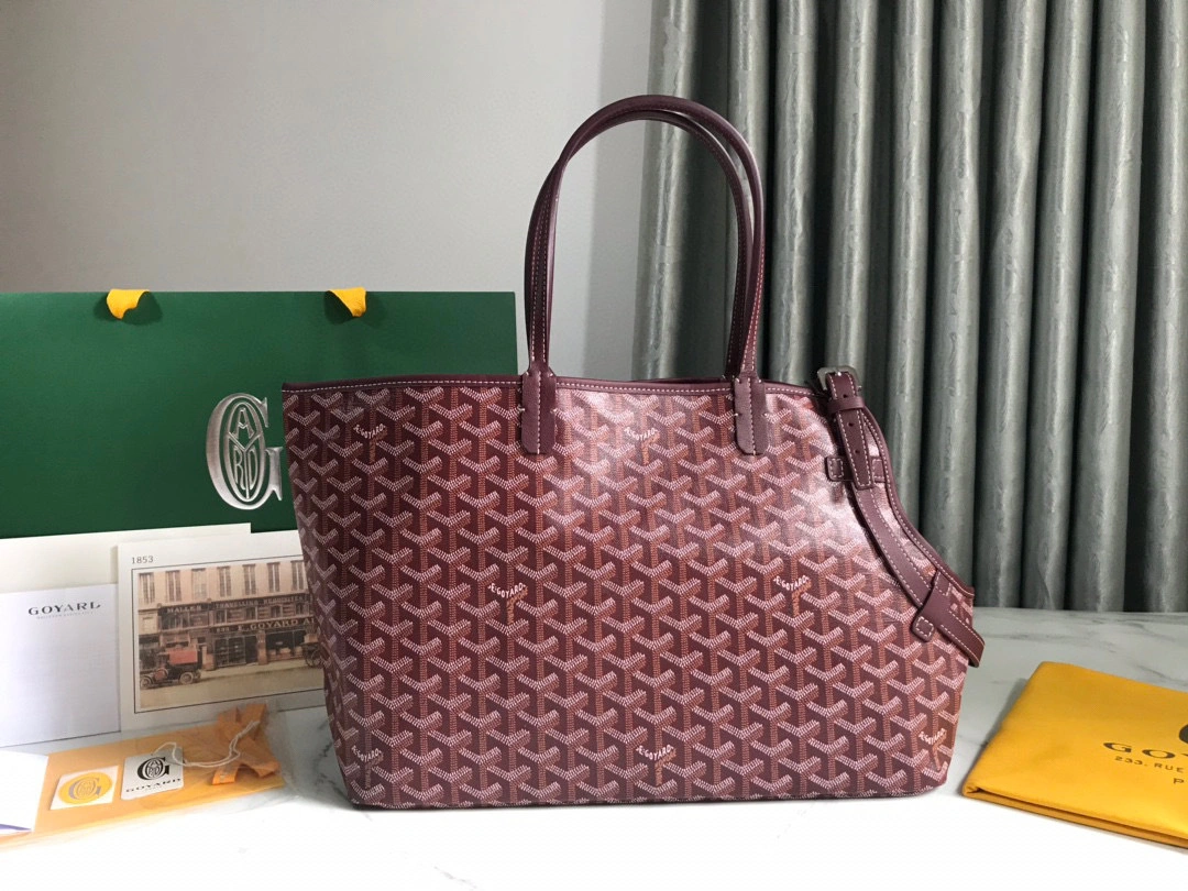 MOMO- CHIENGPMLTY-33CL33P Chien Gris & Pocket calfskin item：B-B063G1204C