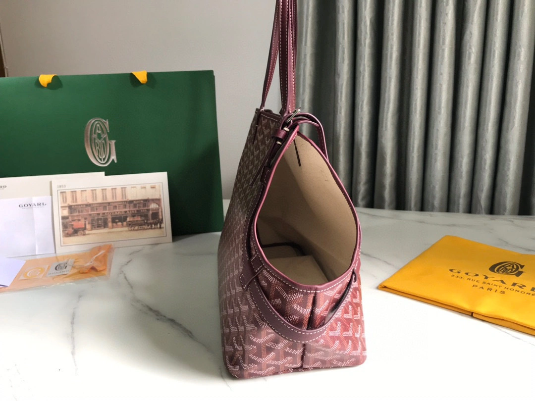 MOMO- CHIENGPMLTY-33CL33P Chien Gris & Pocket calfskin item：B-B063G1204C