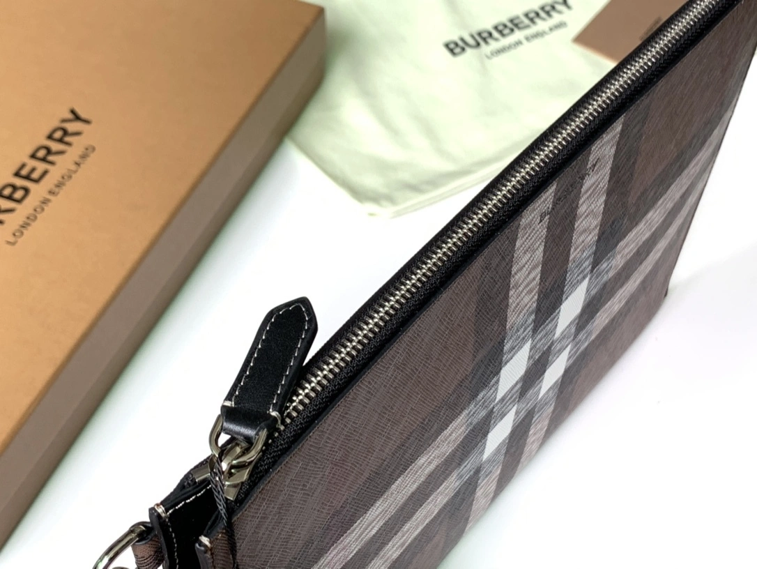 MOMO- Calfskin 80527941 item:D-B278A2338R
