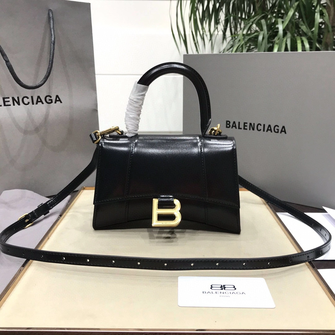 MOMO--Calfskin Hourglass high quality version item : 202B90K2722-2