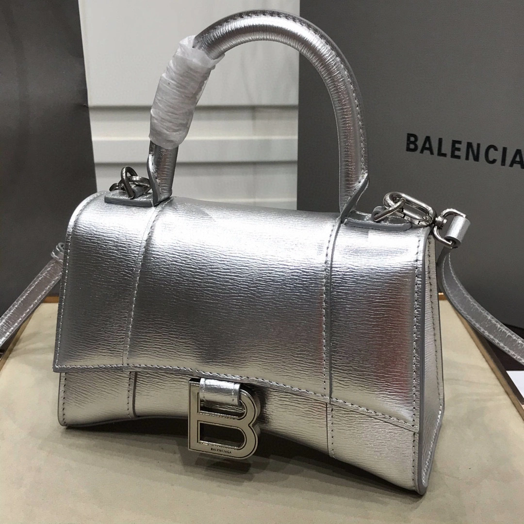 MOMO--Calfskin Hourglass high quality version item : 202B90K2722-2