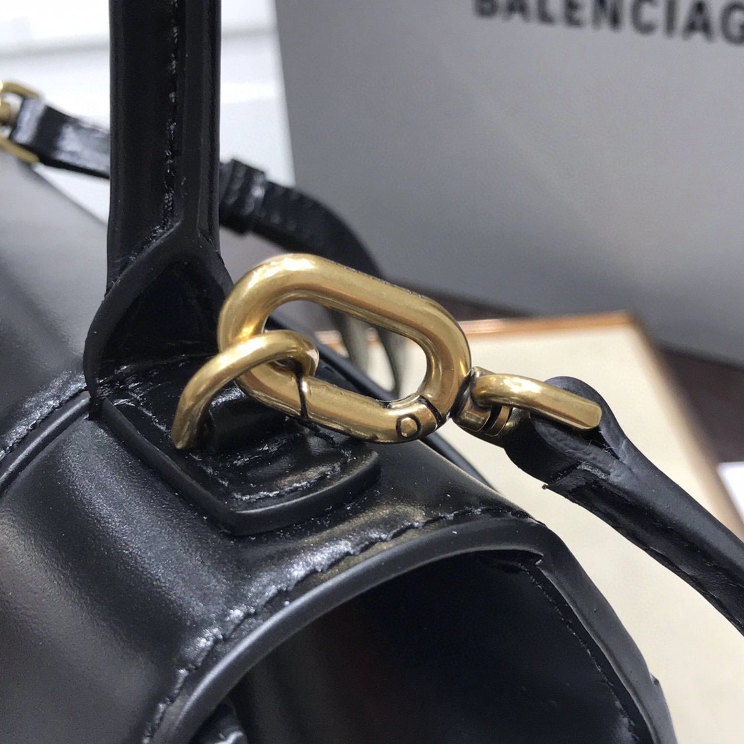 MOMO--Calfskin Hourglass high quality version item : 202B95K2721-2