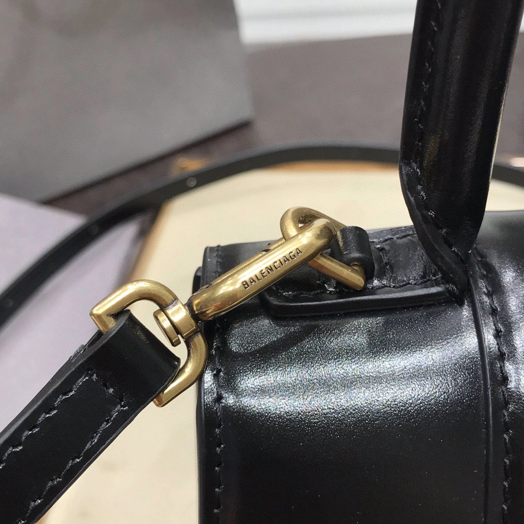 MOMO--Calfskin Hourglass high quality version item : 202B95K2721-2