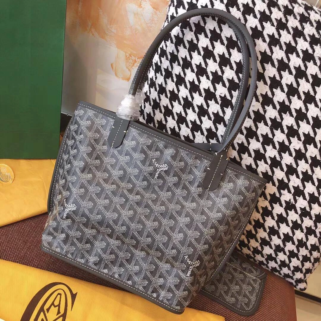 MOMO--Calfskin It works both ways high quality version item : 007B00L0804-4