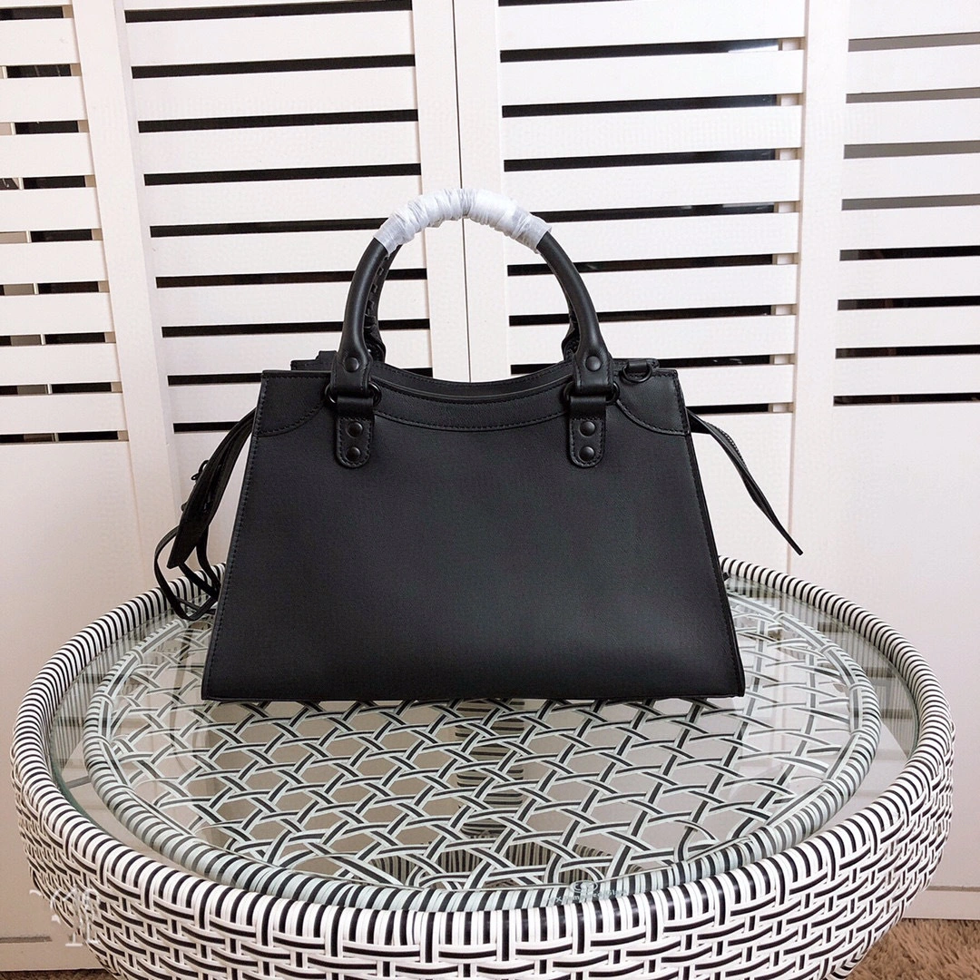 MOMO--Calfskin Neo Classic Mini high quality version item : 063B11K2641