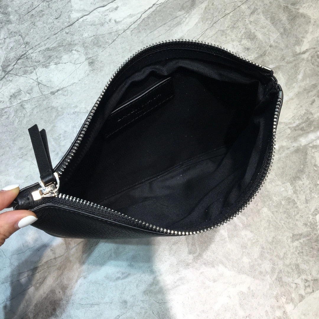 MOMO--Calfskin high quality version item : 202B42K2646-2