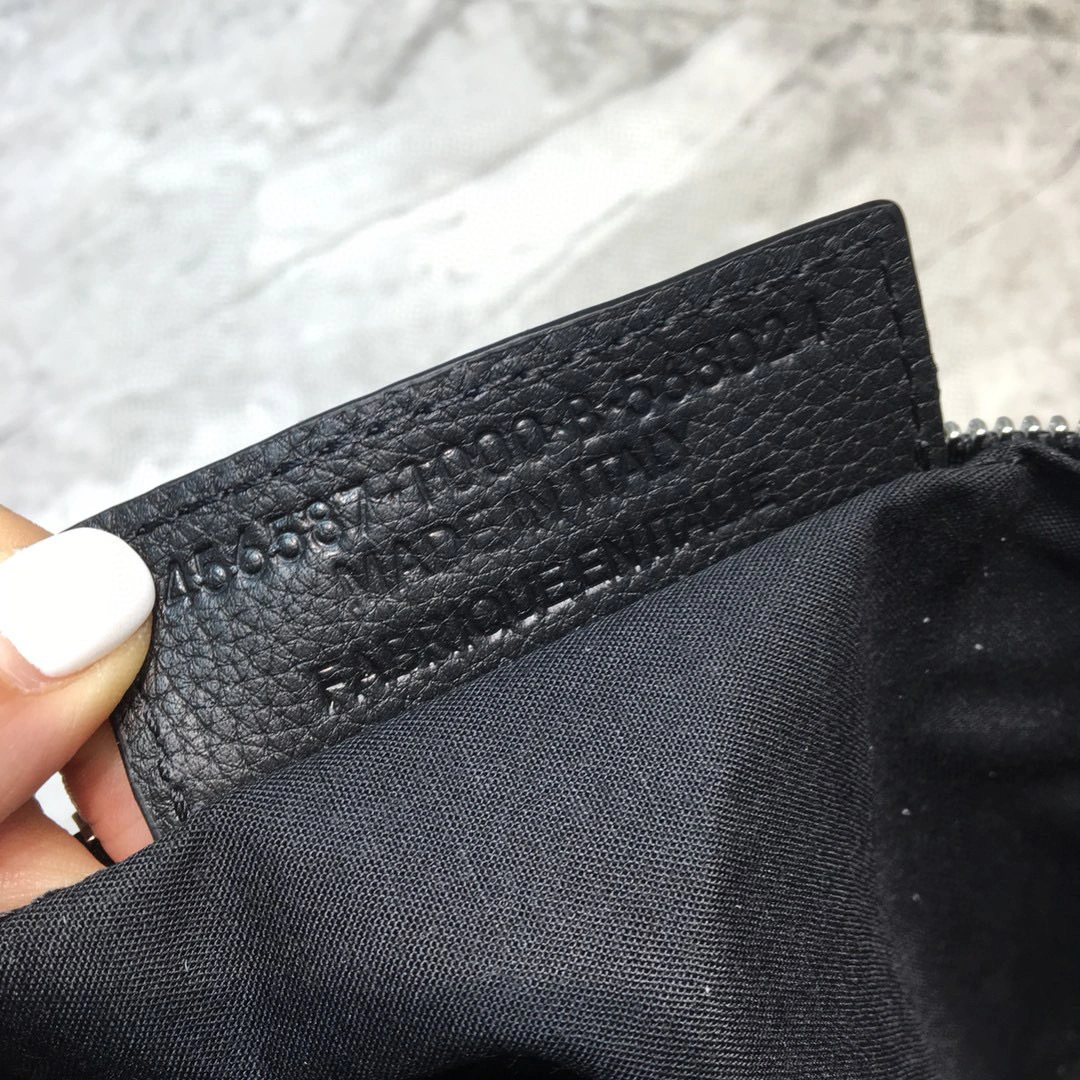 MOMO--Calfskin high quality version item : 202B42K2646-2