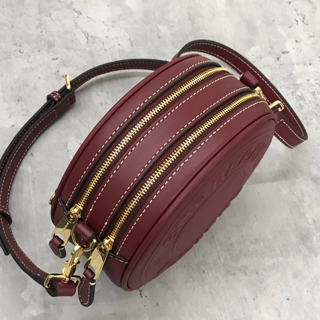 MOMO- Calfskin item : A-B278L0134