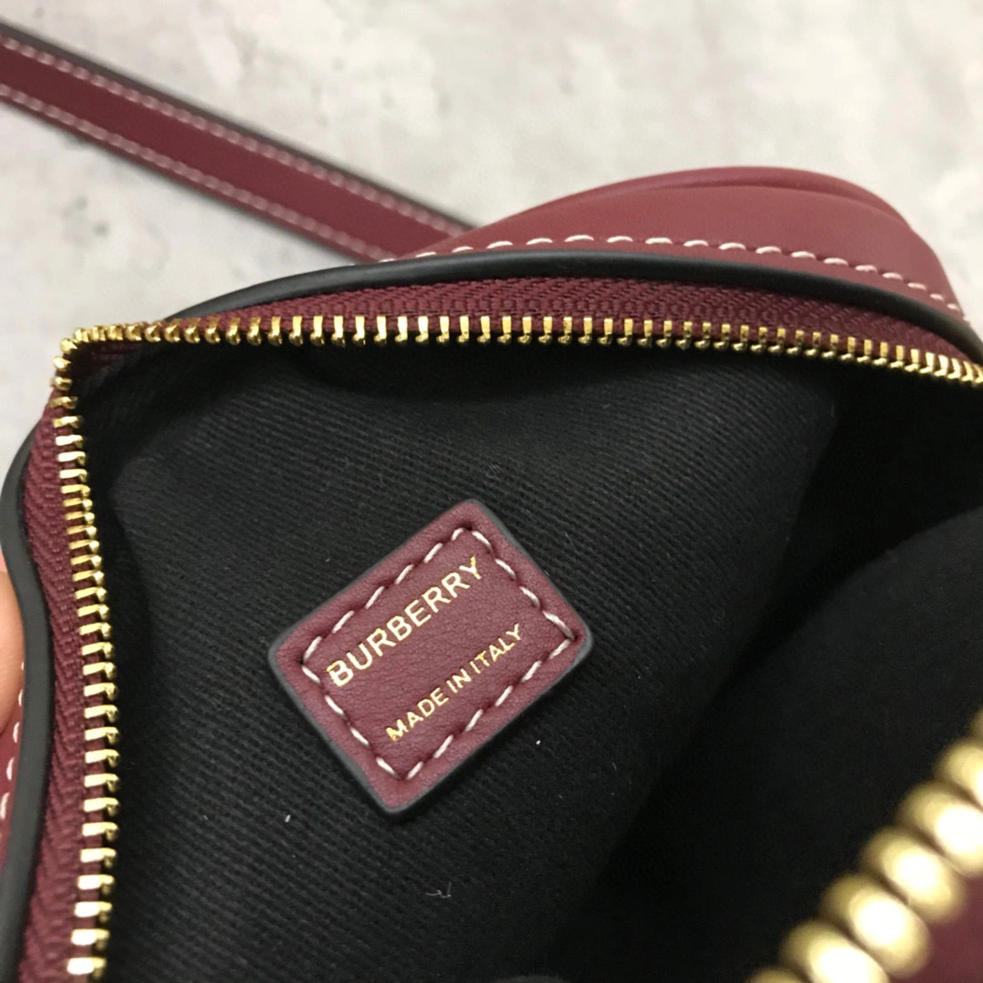 MOMO- Calfskin item : A-B278L0134